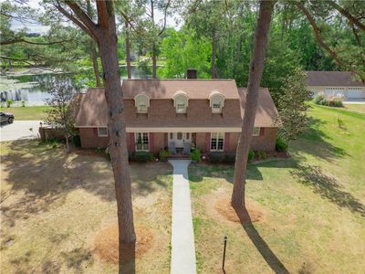 2615 Winchester Dr