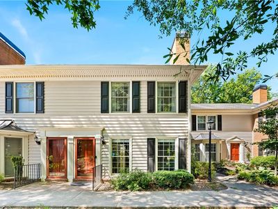 46 Mount Vernon Cir