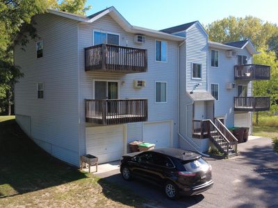 240 Hallam Ave S