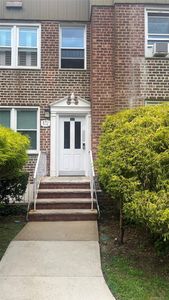 271 Cedarhurst Avenue #E1