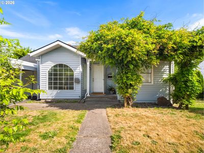108 Maple Blvd