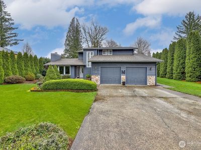 908 Riverside Drive SE