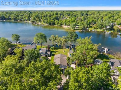 6930 Colony Dr