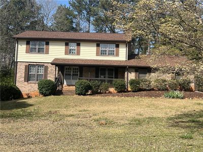 1757 Colonial South Dr SW