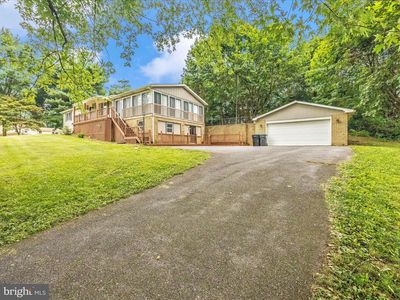 12093 Gearhart Rd