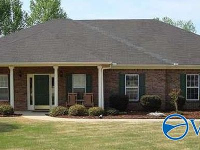 223 Thunderbird Dr