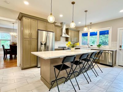 944 Lawrenceville Rd