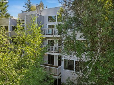 48 Eagle Crest Dr APT 2E