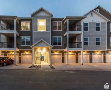 4217 W Jarvis Ln Unit 101