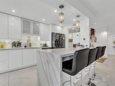18071 Biscayne Blvd APT 901