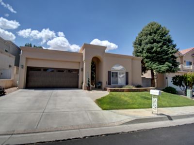 11132 Spyglass Hill Ln NE