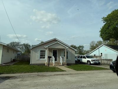 Property at 812 E Pembroke St, Tuscola, IL