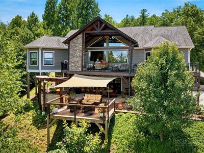 1167 Johns Ridge Parkway