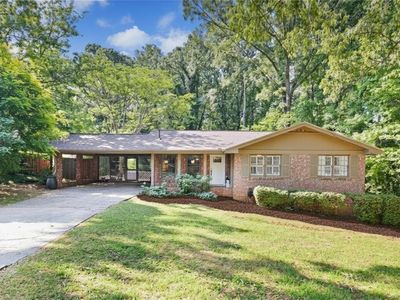 702 Highview Dr SE