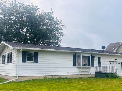 407 Dewey Ave