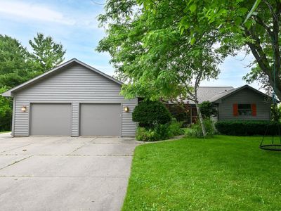 S20W27456 Fenway DRIVE N N