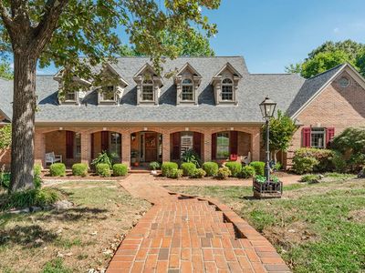 4072 Gothard Dr