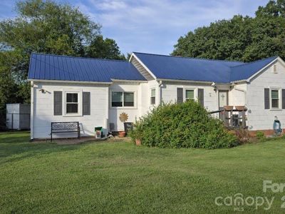 71 Highland Ave SW