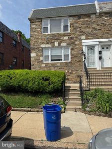 1003 W Godfrey Ave