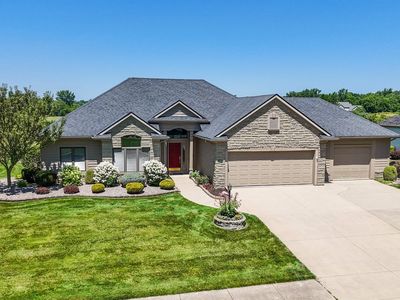 2512 Cobblestone Ln