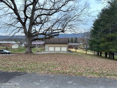 Property at 160 Lincoln Dr, Harrogate, TN
