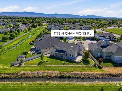 1175 N Champions Pl