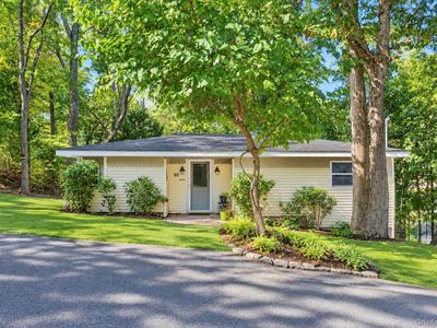 50 Hewlett Drive