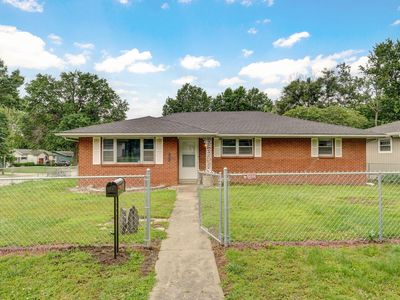 1532 E Wayland Street