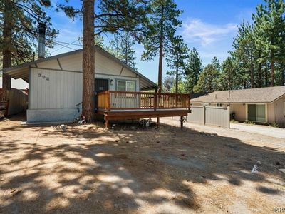 396 Riverside Ave