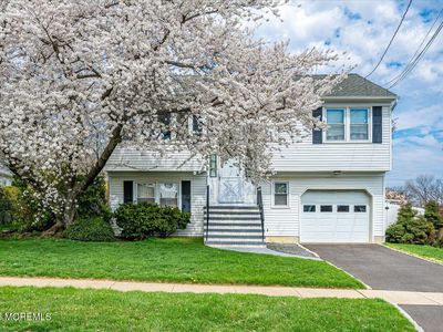 864 Malden Drive