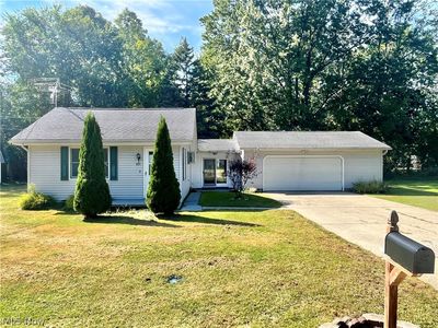 Property at 891 Ardoye Dr, Painesville, OH