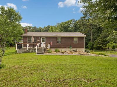 370 Homestead Cir NE
