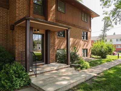 1900 50th St APT 10