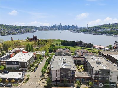 3333 Wallingford Avenue N #203