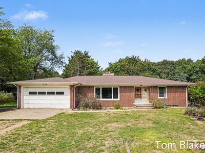 1074 Hendrick Rd