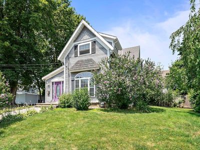 43 Hobart Sq