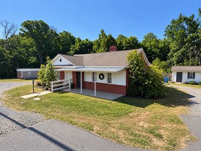 2014 E Main St