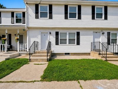 87 Beacon Ave #2