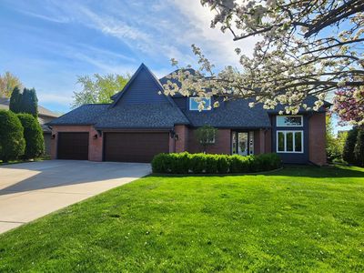 Property at 6050 Dallas Ln N, Plymouth, MN