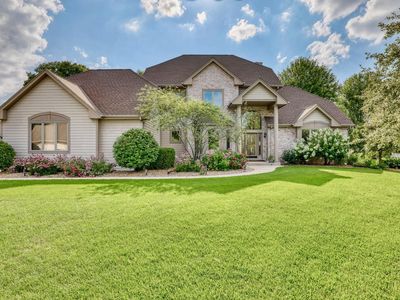 W144N7085 Terrace DRIVE