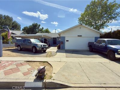 Property at 10861 Jamie Ave, Sylmar, CA