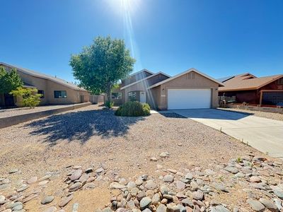 2825 N Tanner Street