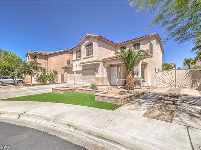 1084 Silver Star St