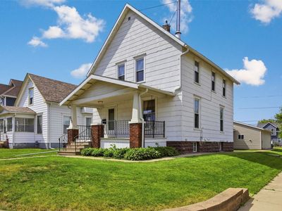 Property at 900 E Ave Nw, Cedar Rapids, IA