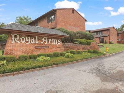 7965 Royal Arms Ct