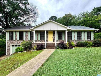 433 Daniel Dr NE