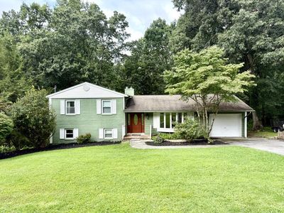 509 N Lilly Dr