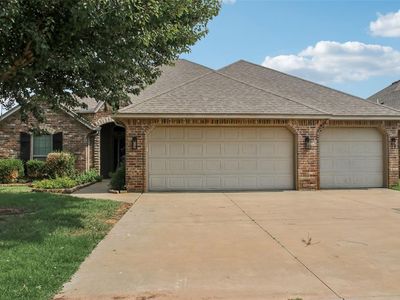 1405 Luke Ln