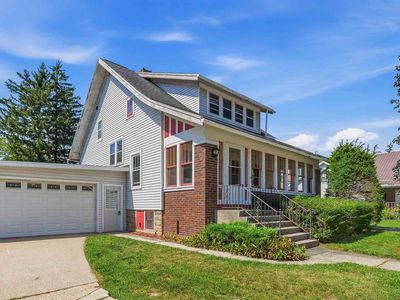 120 N Center St