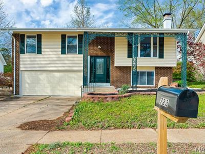 723 Westglen Village Dr